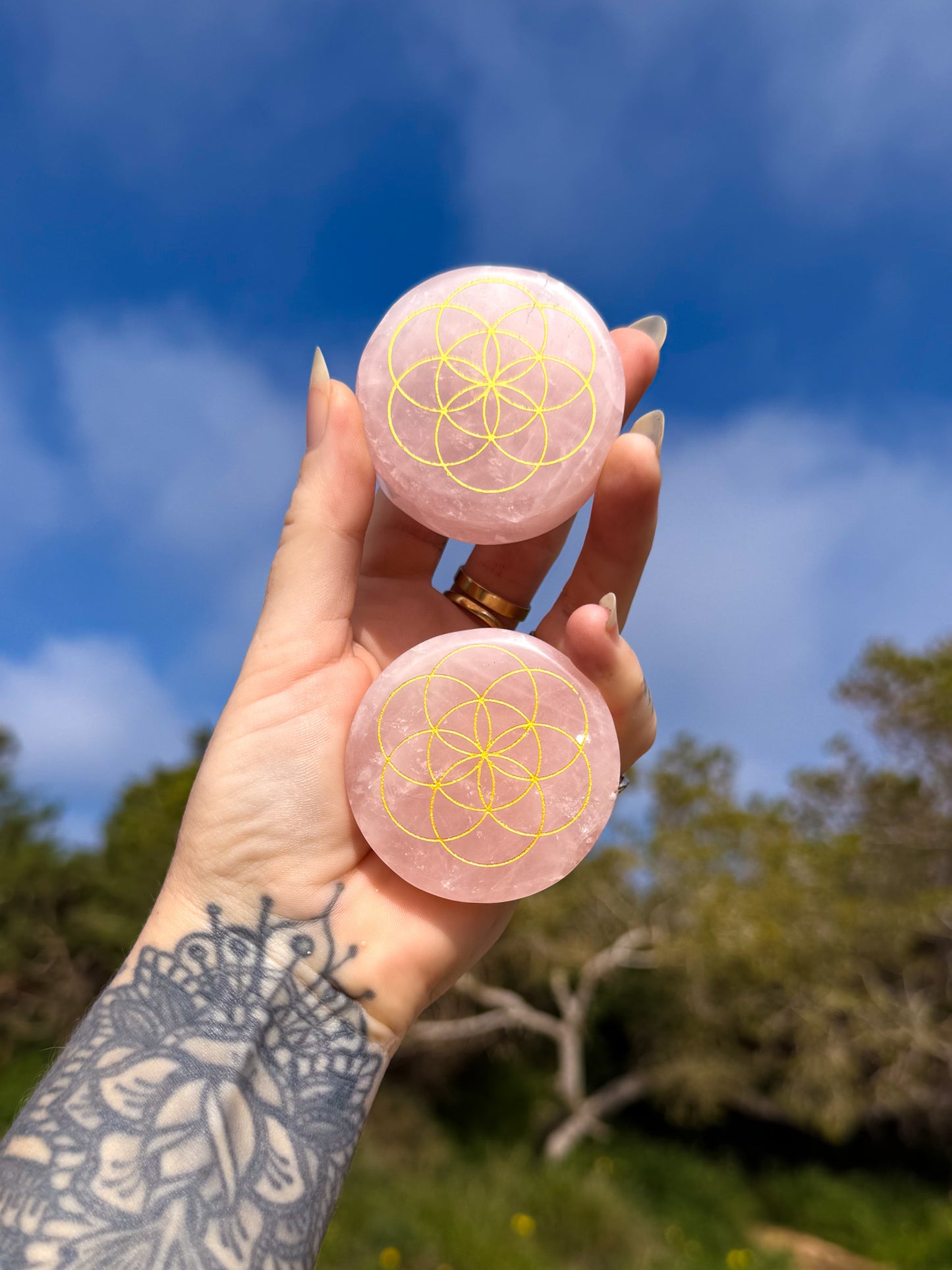 Rose Quartz Sacred geometry disc . Seed of life