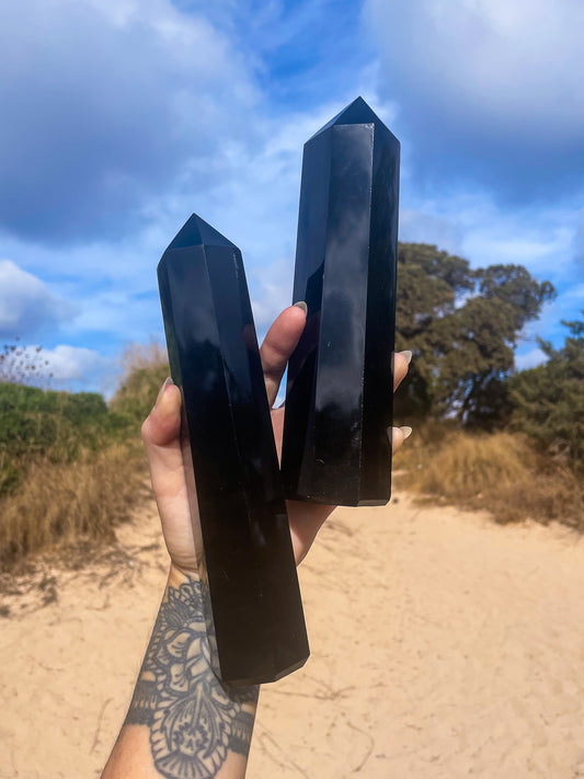 Black Obisdian tower, large size and high quality