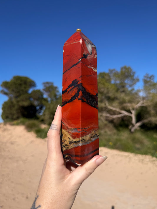 Red jasper towers . Grounding, stabilizing and honest