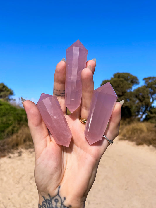 Rose Quartz Vogel